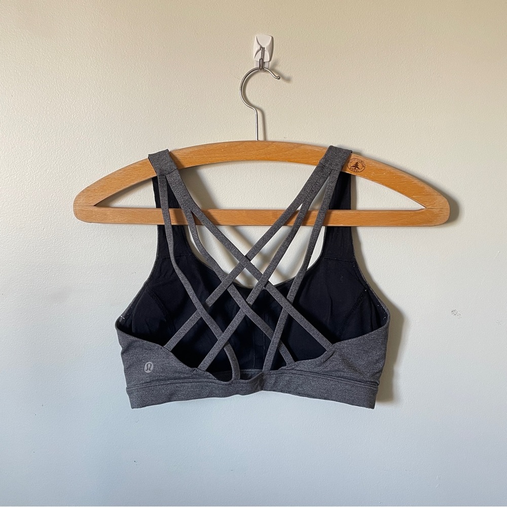 LULULEMON Free To Be Serene Athletic Strappy Sports Bra Heathered Black Grey 6 - Picture 4 of 7